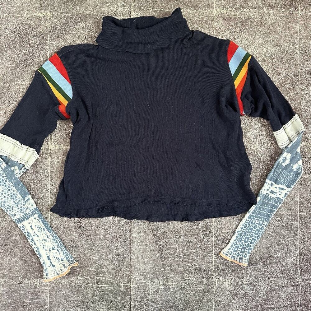 Women's Free People Rainbow Of Love Navy Blue Cropped Turtleneck Sweater Sz L